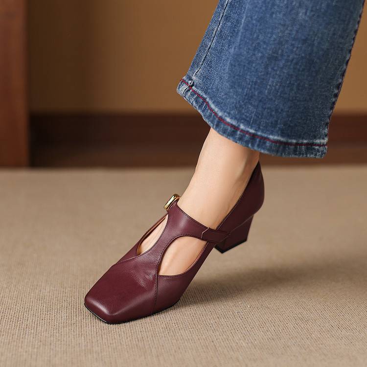 Veyla スクエアトゥ 本革ヒールパンプス