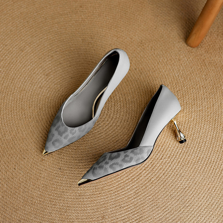 Valea 本革ヒールパンプス