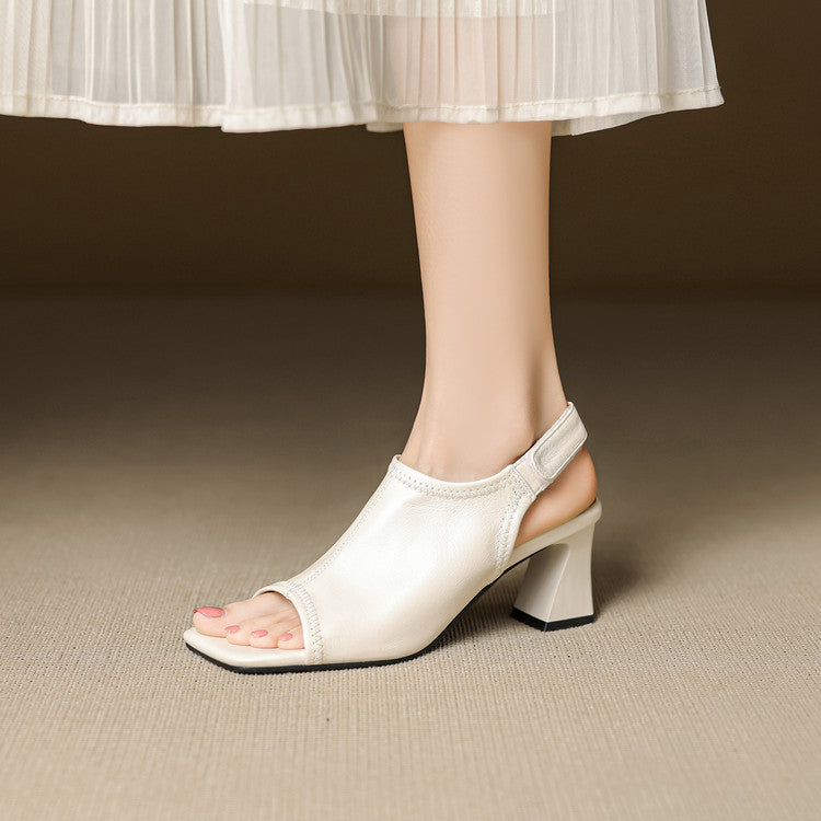 Velra 本革スリングバックヒール