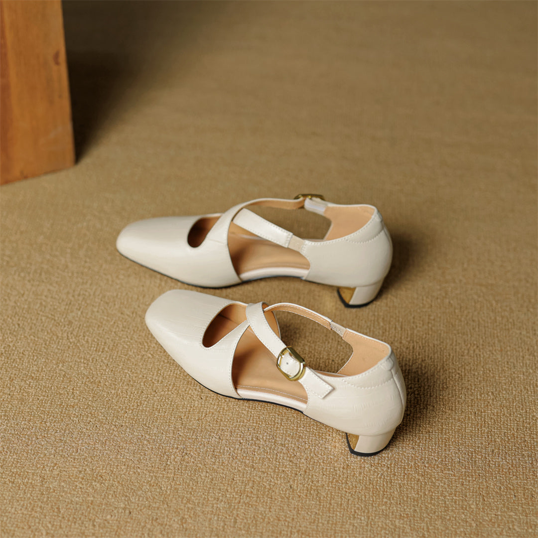 Cavra 本革クロスストラップヒールパンプス